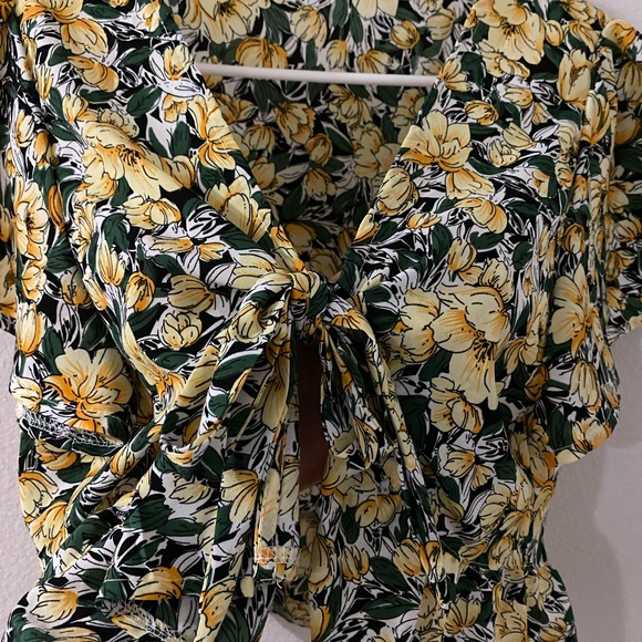 Floral crop top - Picture 2 of 3